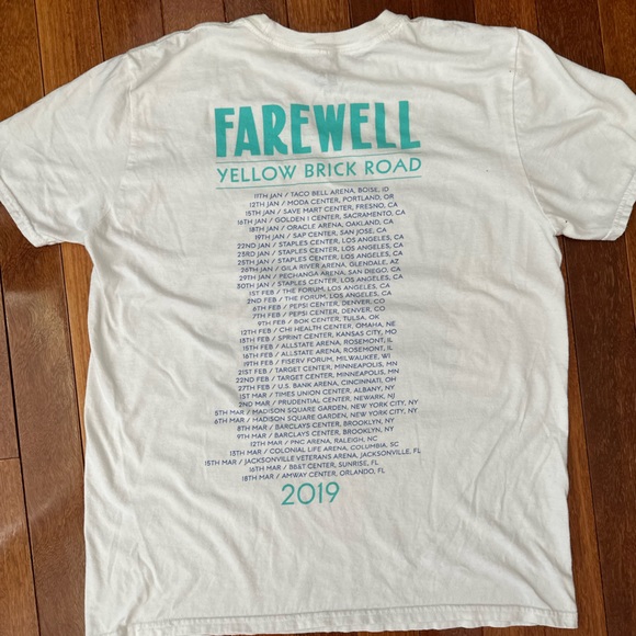 Elton John Yellow brick Road Tour t-shirt - Picture 6 of 11